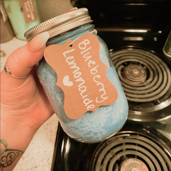 Candles - Picture 7 of 9